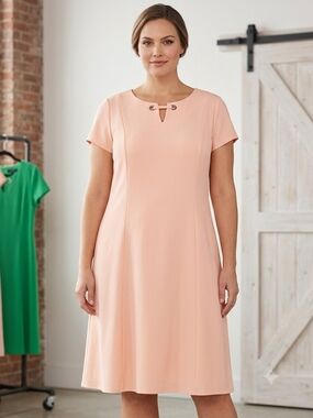 Perceptions Peach Short Sleeve Midi Dress